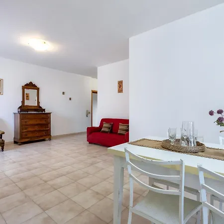 Iolanda By Interhome * Alguer